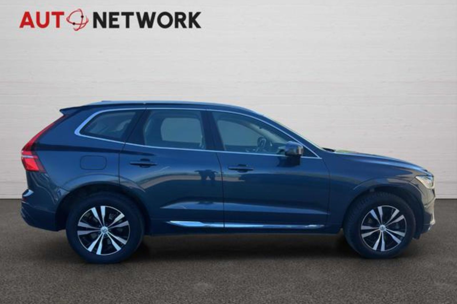 VOLVO XC60 T6 Recharge Plug-in Hybrid AWD Inscription Express