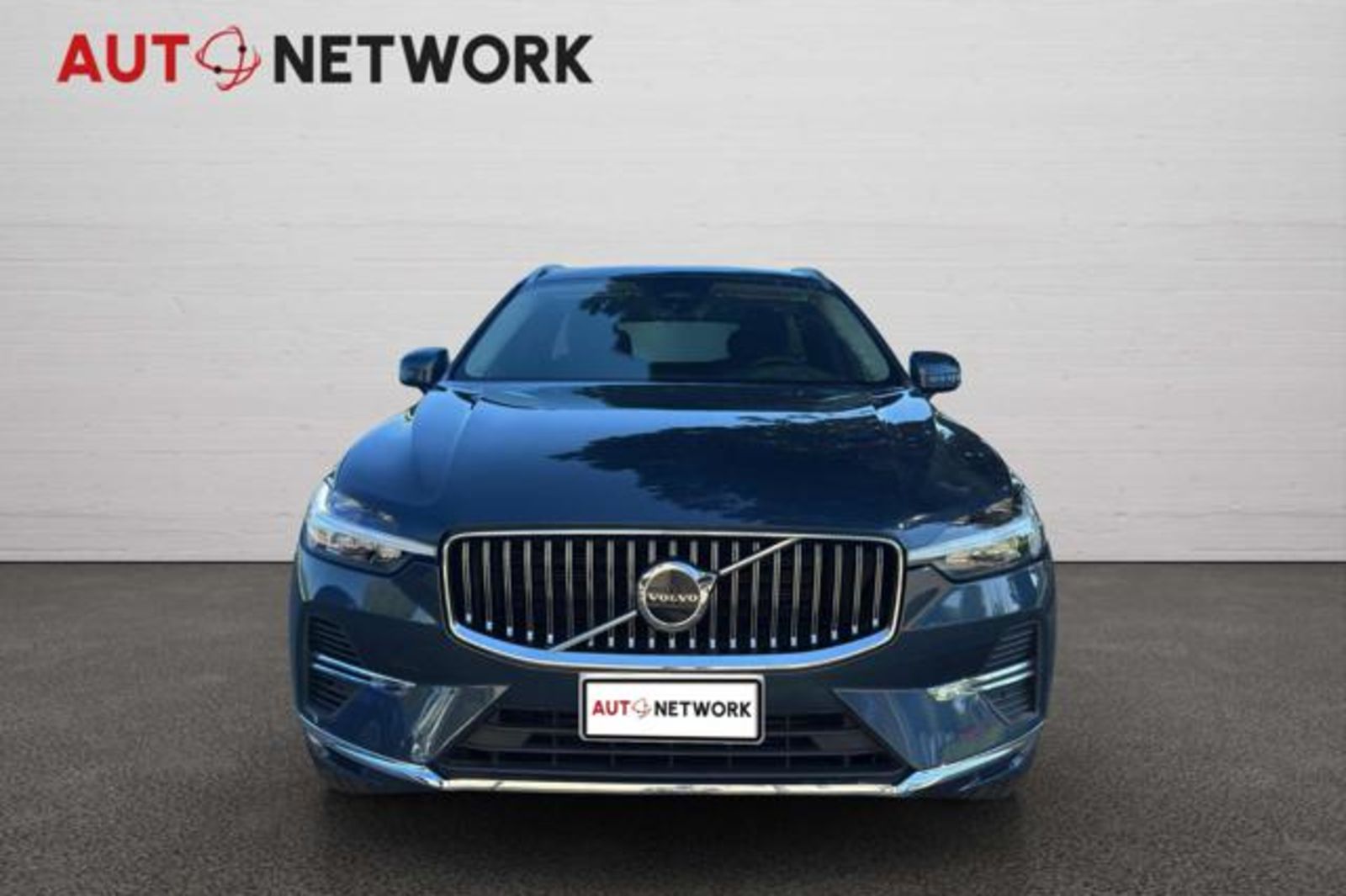VOLVO XC60 T6 Recharge Plug-in Hybrid AWD Inscription Express