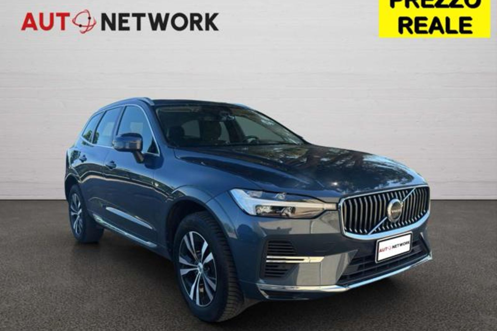 VOLVO XC60 T6 Recharge Plug-in Hybrid AWD Inscription Express