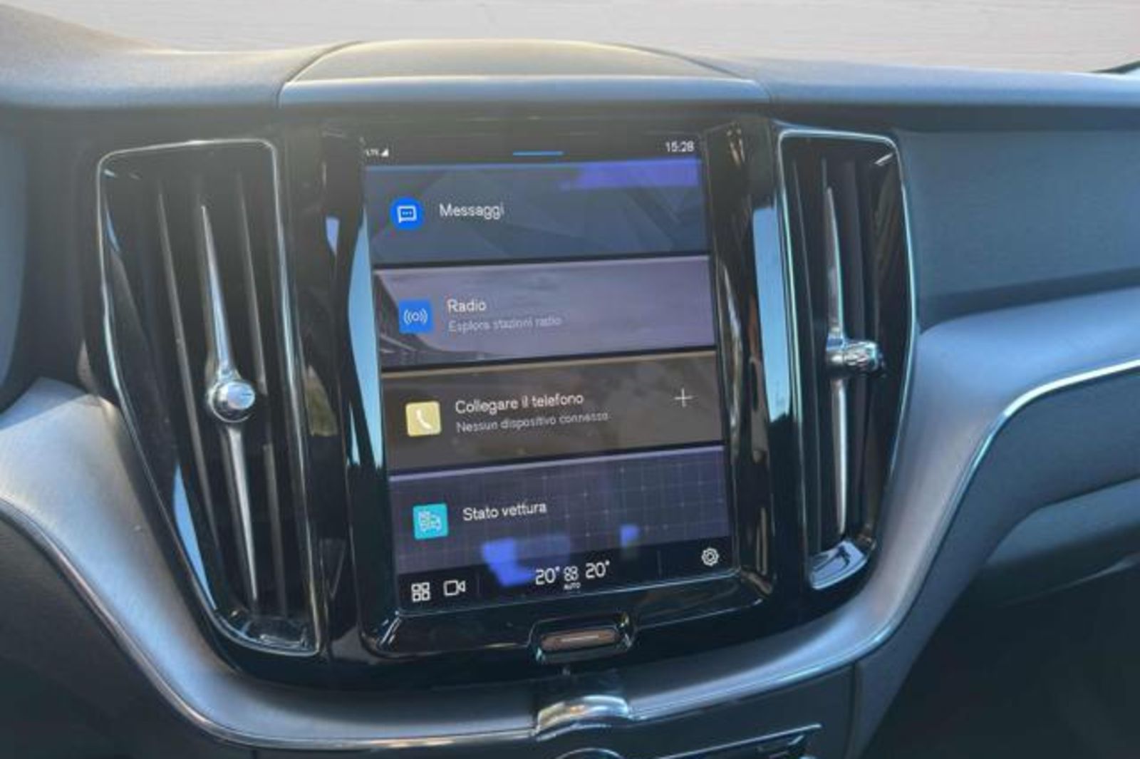 VOLVO XC60 T6 Recharge Plug-in Hybrid AWD Inscription Express