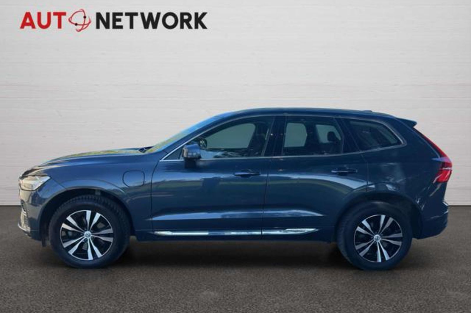 VOLVO XC60 T6 Recharge Plug-in Hybrid AWD Inscription Express